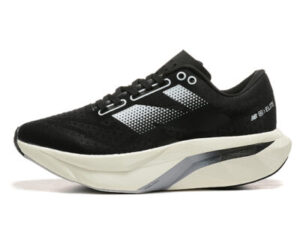 New Balance FuelCell Rebel V4 EUR36-45
