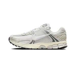 Air Zoom Vomero 5（36-45）
