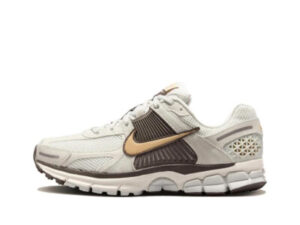 Air Zoom Vomero 5（36-45）