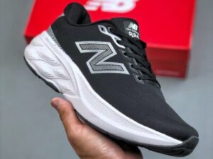 New Balance 880 EUR40-45