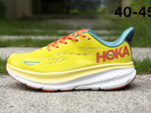 Hoka Clifton 9
